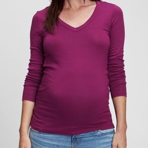 Maternity Modern V-Neck T-Shirt